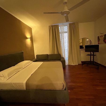 Anni Apartment Chiaia Naples Extérieur photo