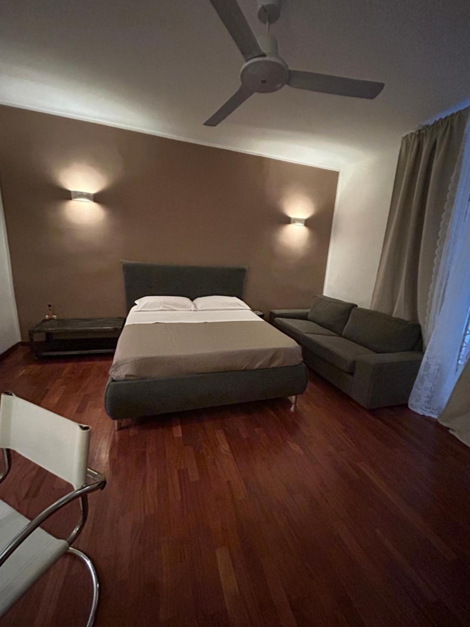 Anni Apartment Chiaia Naples Extérieur photo