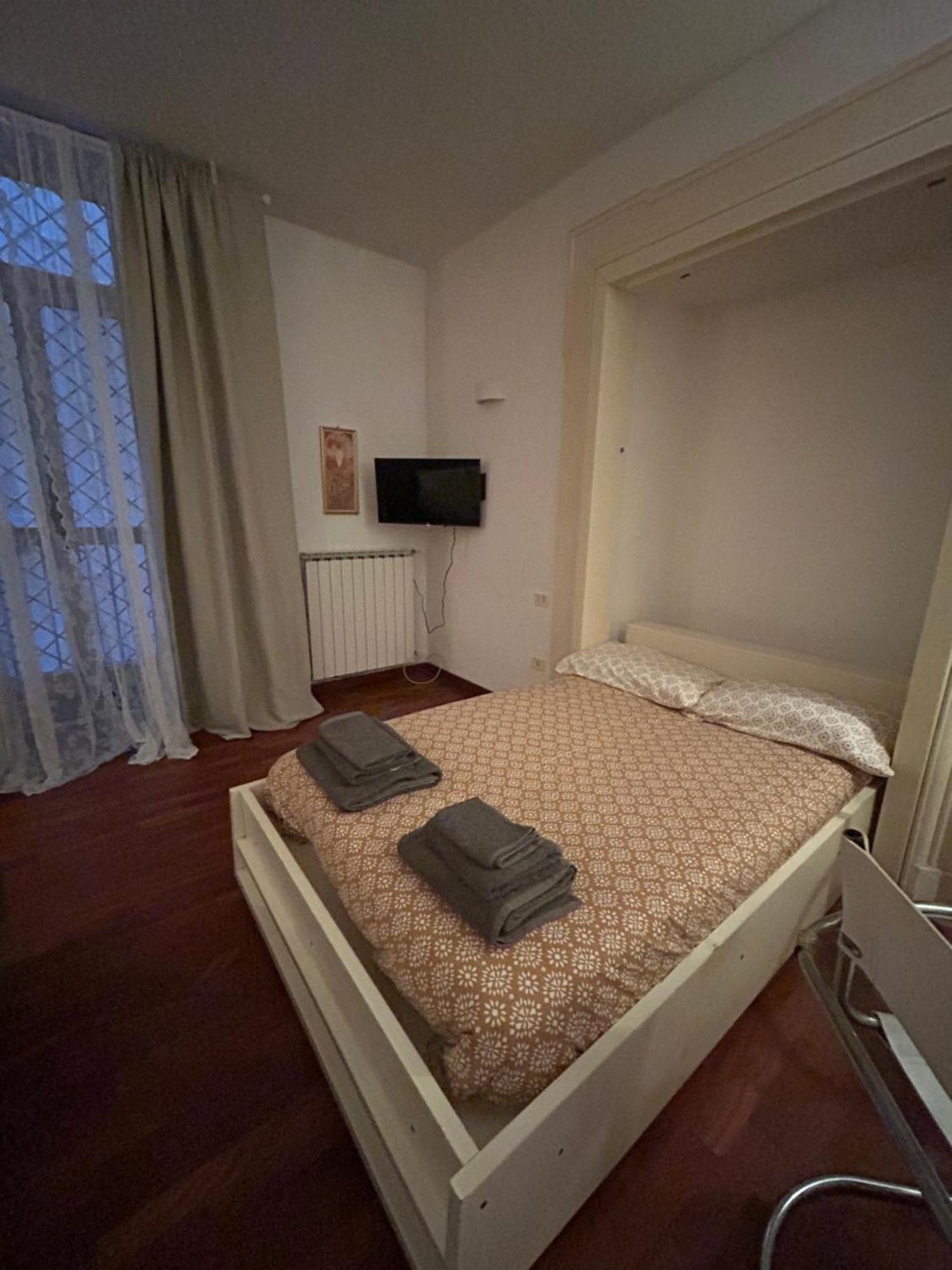 Anni Apartment Chiaia Naples Extérieur photo